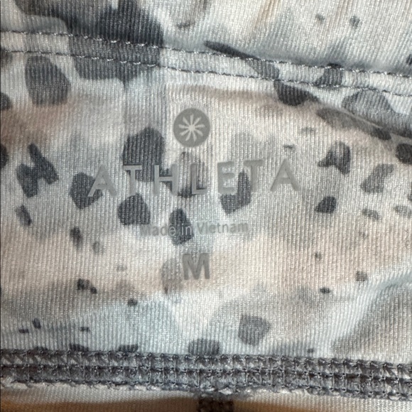 Athleta Grey and White Patterned Cropped Leggings sz M - Picture 8 of 11